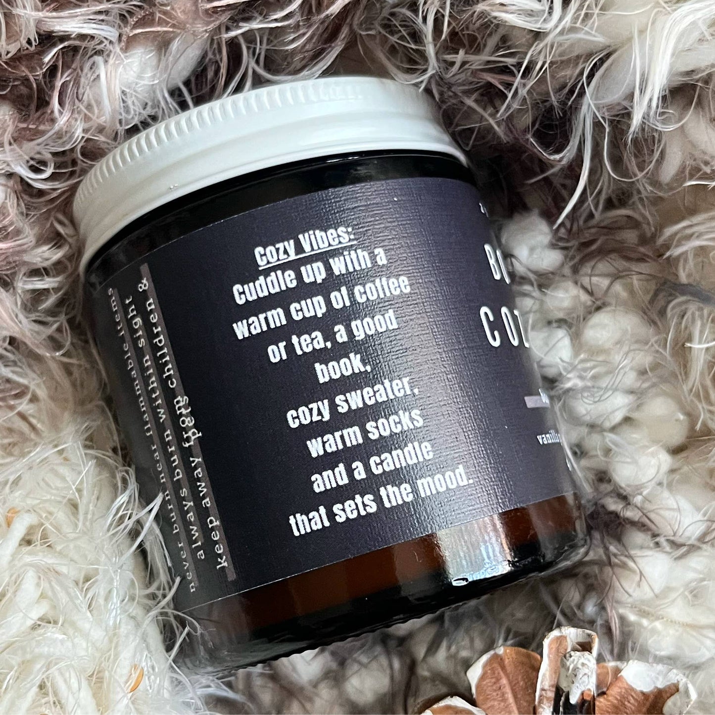 Books & Cozy Vibes - Bookish Candle | Book Themed Candle