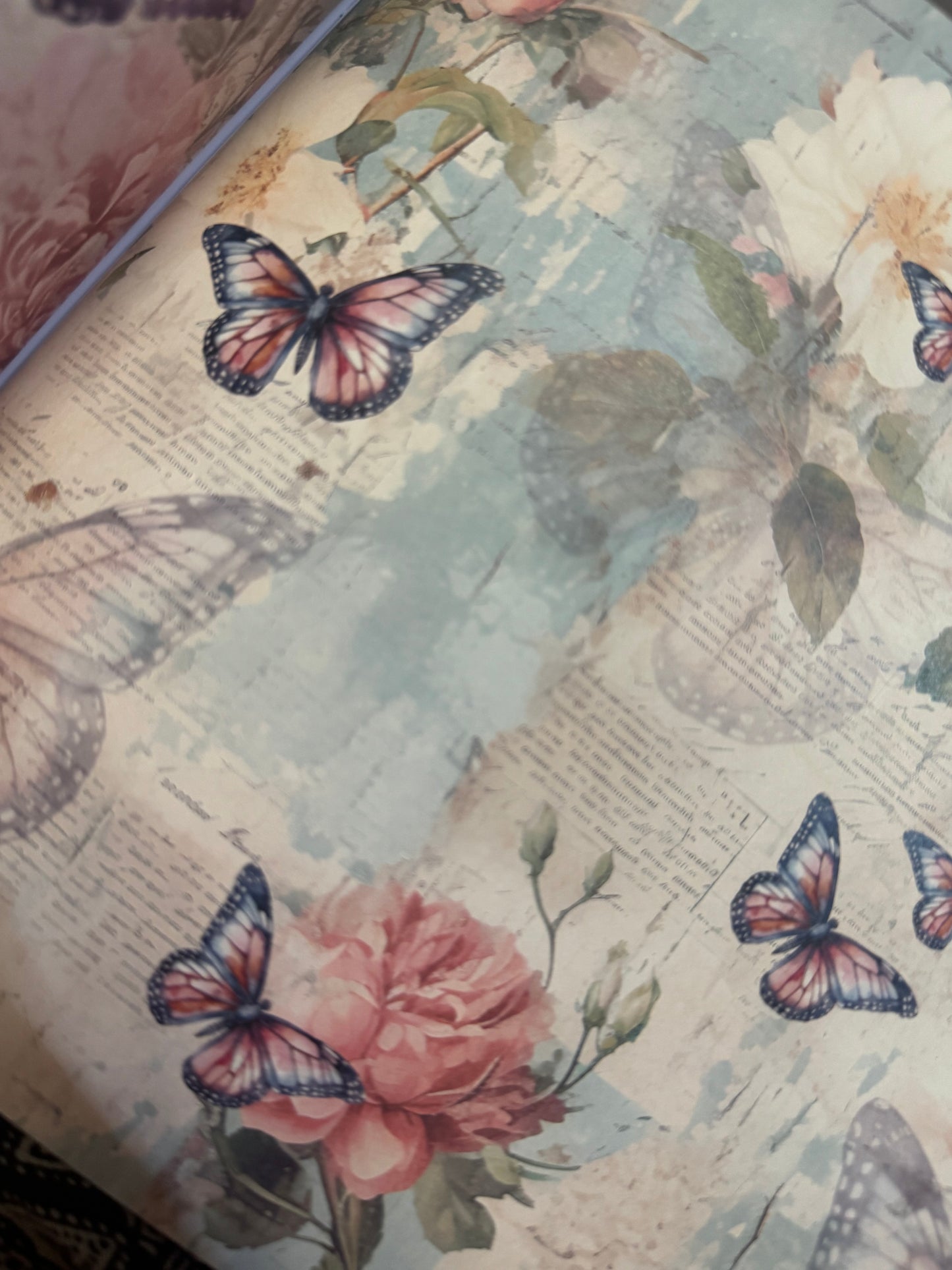 Flutter Flair - Paper Pack • Find It Trading