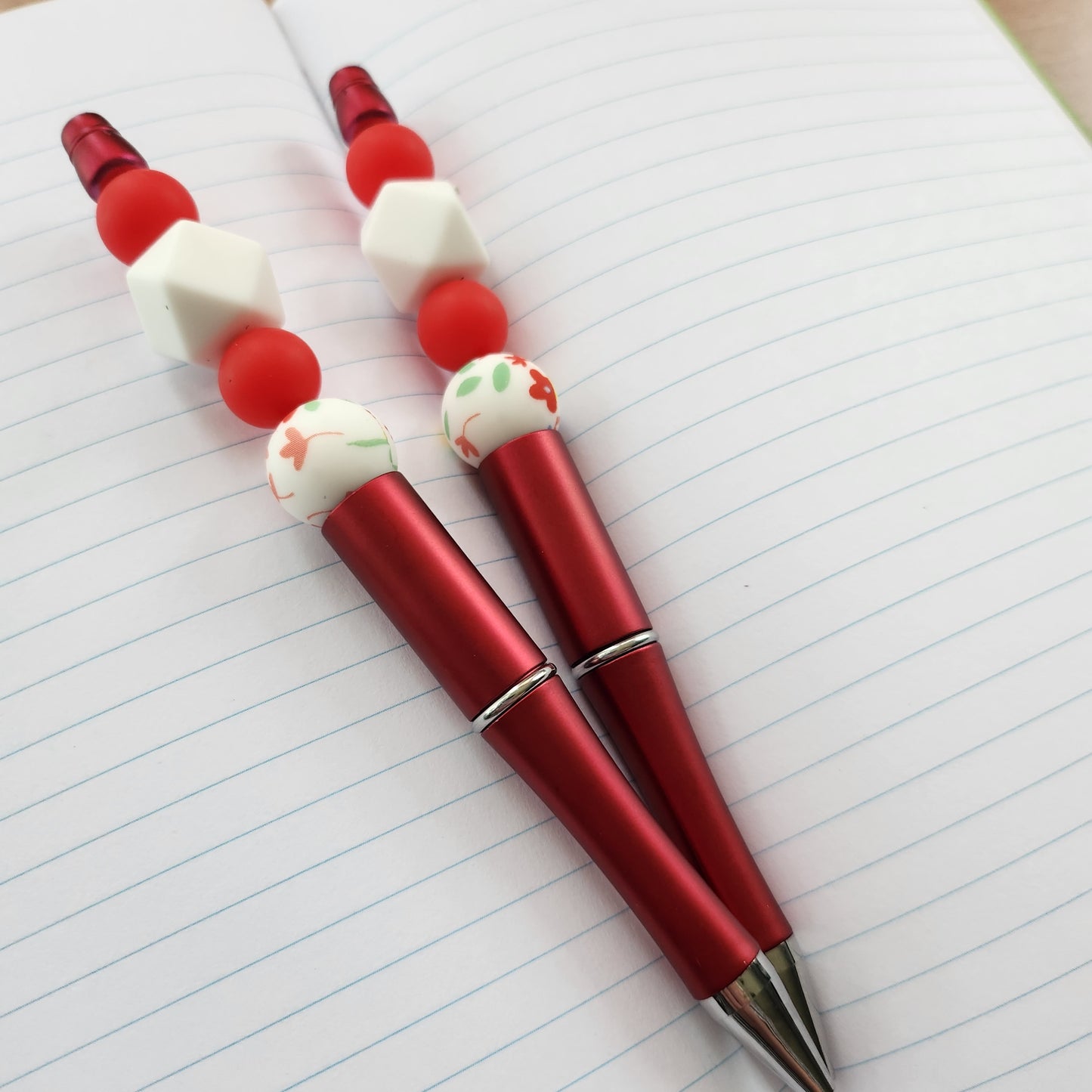 Picnic Red Flower Pens