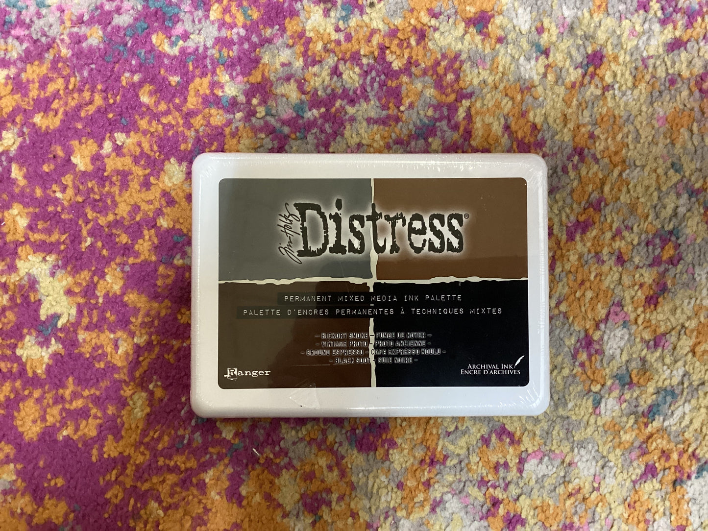 Distress Mix Media Ink Palette